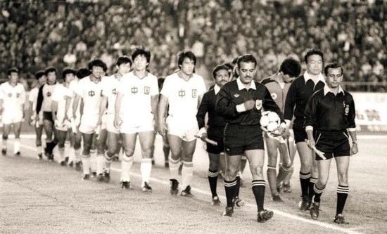 从顽疲小子到如今,长沙老球迷亲历的中国足球