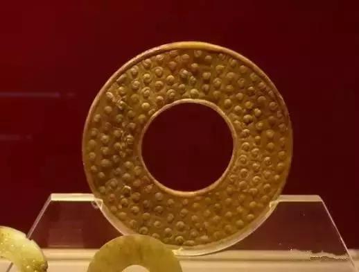 玉得五色沁胜得十万金是什么意思,玉有五色胜过万金