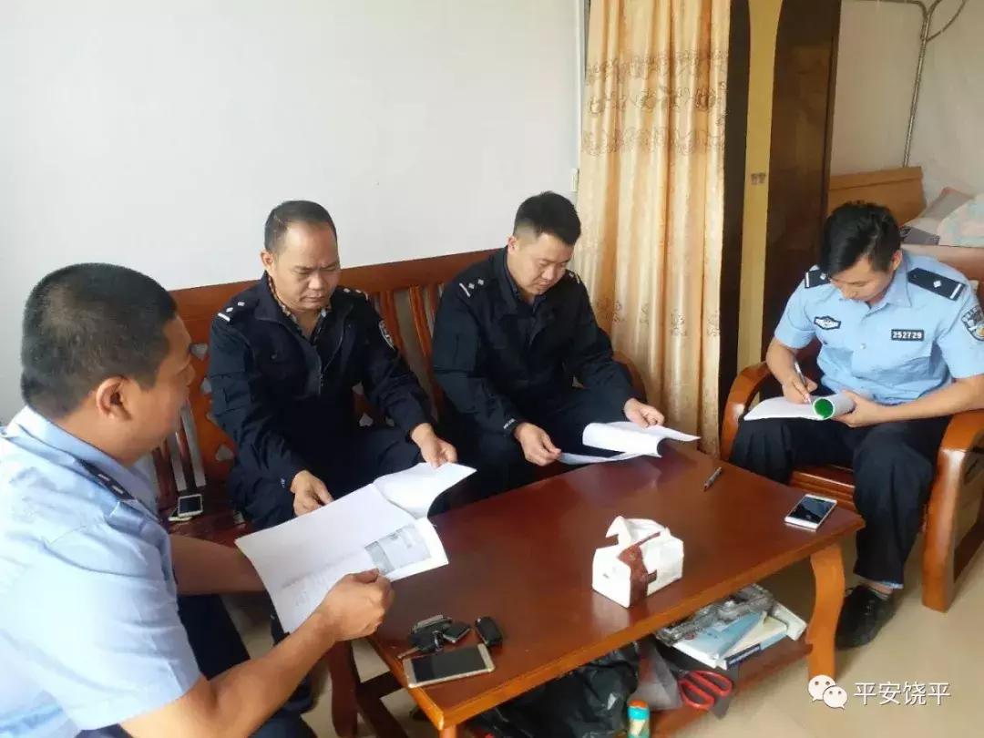 面对泼向人群的硫酸，你英勇扑上前……