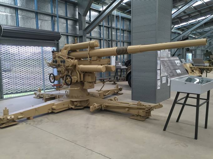 二战有强于88mm防空炮的吗,二战德军88毫米高射炮视频集