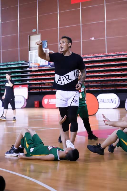 cba篮球夏令营,深圳青少年篮球夏令营