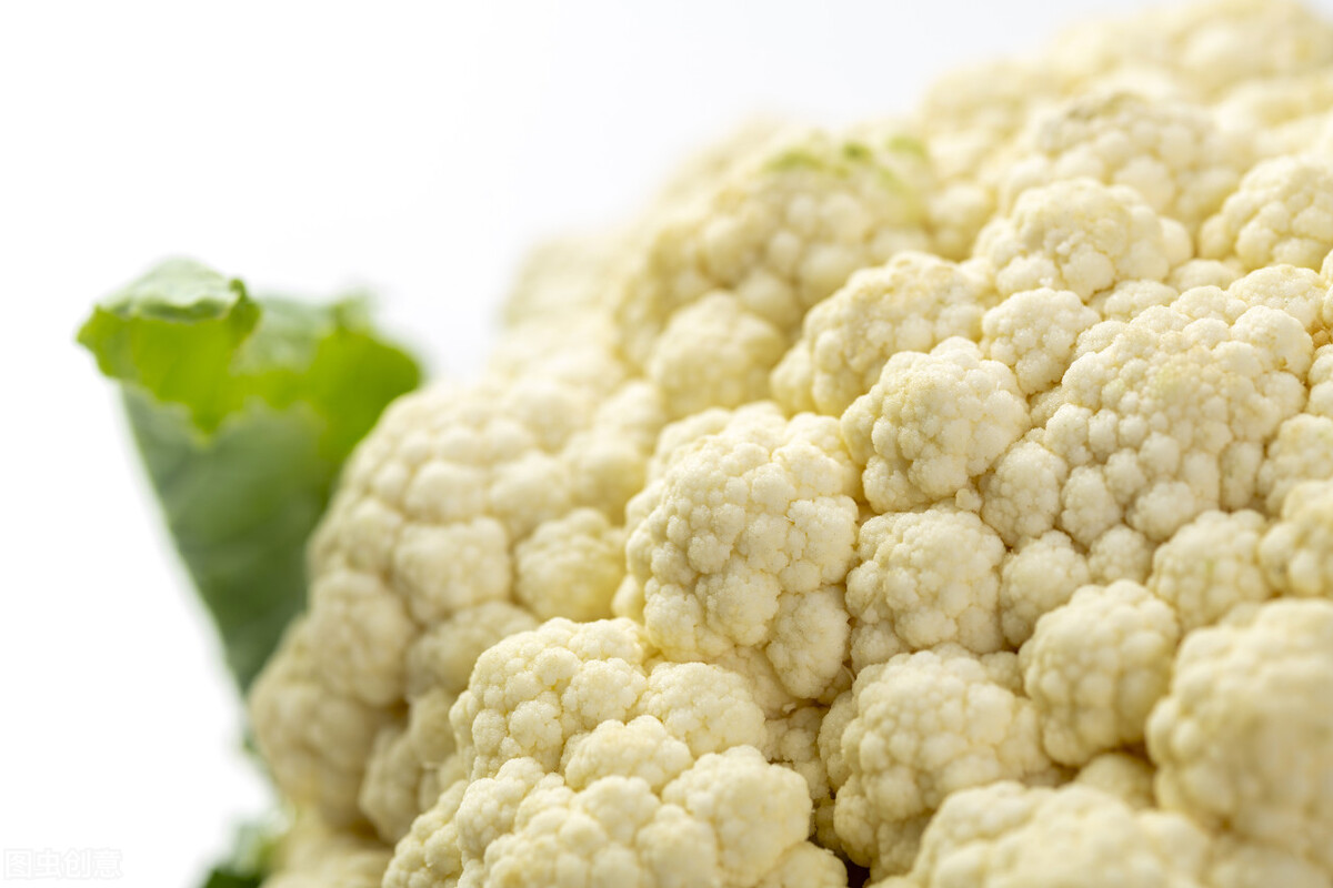 好多女性害怕自己有湿疣，其实可能是假性湿疣