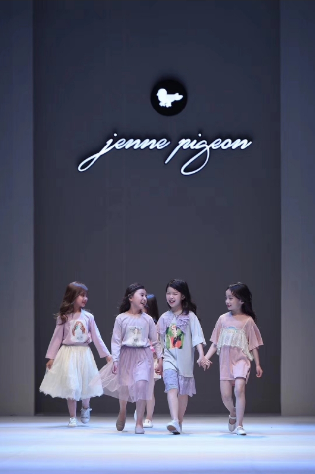 米米哈罗品牌童装,女童童装品牌推荐