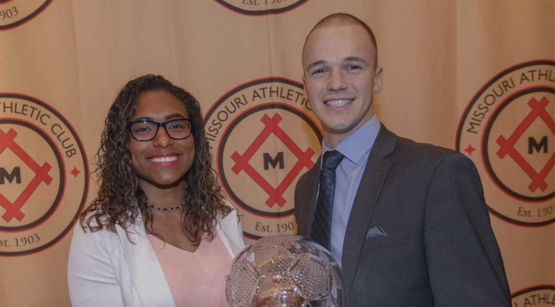 中国女足铿锵玫瑰明星,中国女足铿锵玫瑰值得所有的期待