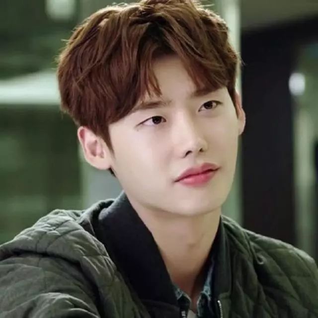 头发太硬了怎么变软适合长发,适合硬发质的男生发型设计