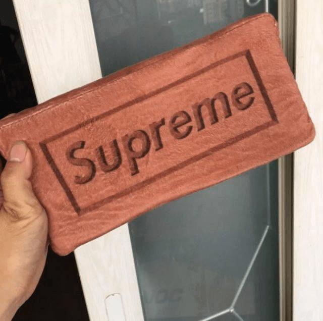 supreme初代tnf,宇宙supreme