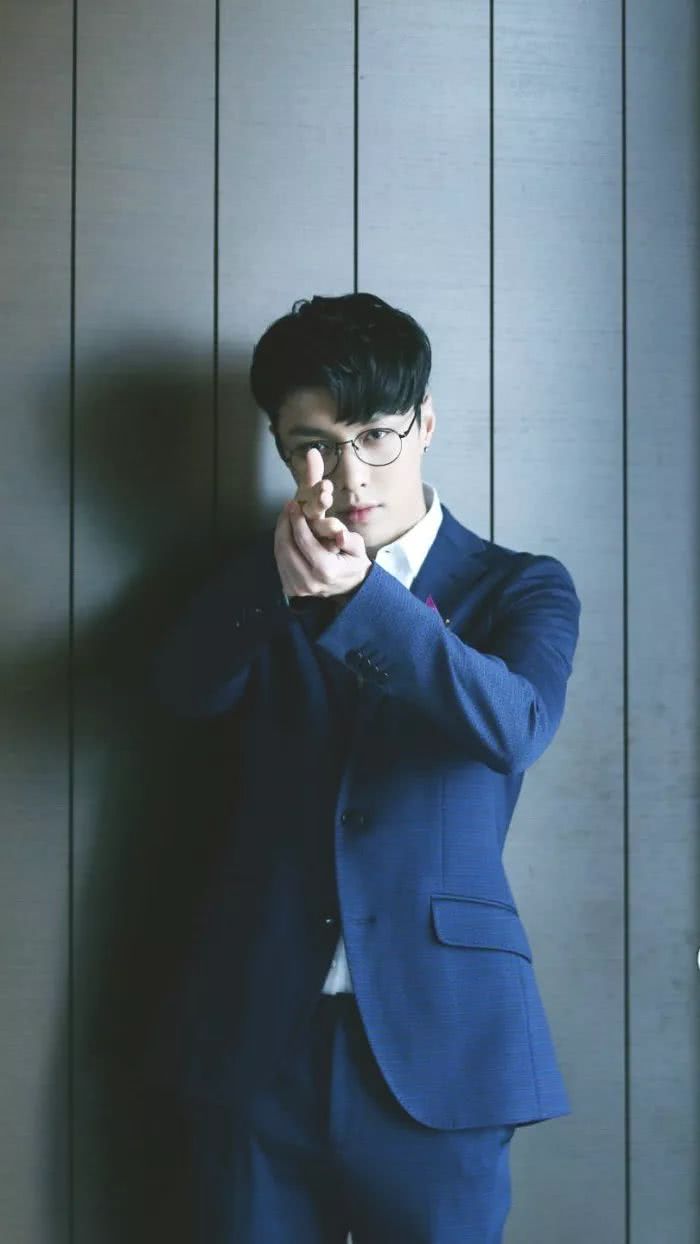 张艺兴手机壁纸苹果11,张艺兴大明风华高清壁纸