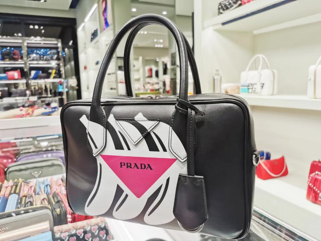 能拍大片还能淘到低价大牌，在这座意式小镇邂逅夏日浪漫