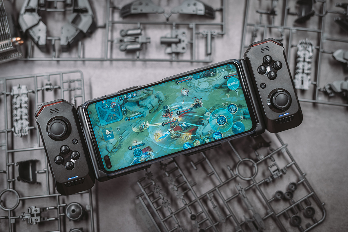 王者荣耀超强压枪,王者荣耀外设神器自动连招测试