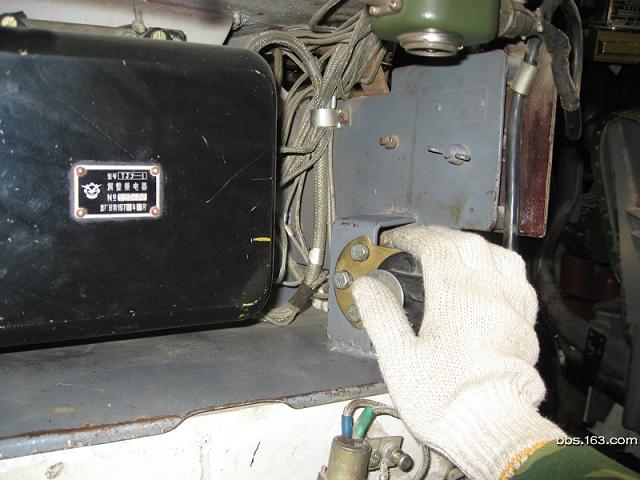 开坦克很威风吗,开坦克驰骋沙场