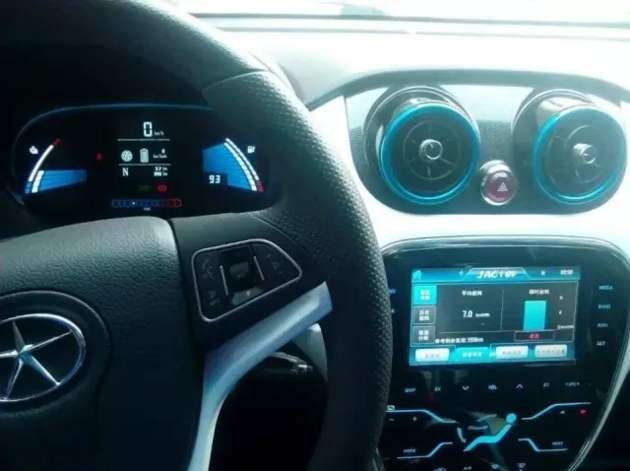 二手车贩子都在哪里找车,二手车贩子开什么代步车