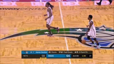 保罗这球走步了吗,保罗运球欧文