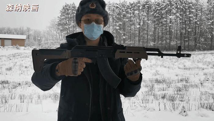 握把和枪托二选一,枪托和手柄哪个好用