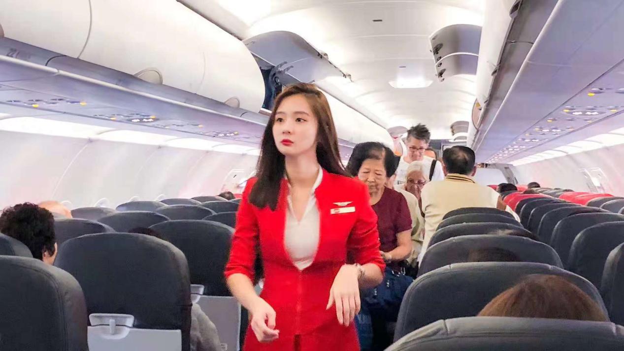 十大航空公司空姐制服品牌,不同航空公司空姐制服有什么不同