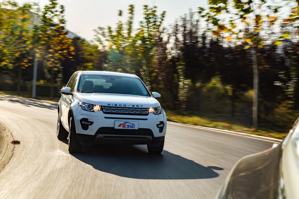 路虎发现神行改发现运动违法吗,发现神行改牛栏杠