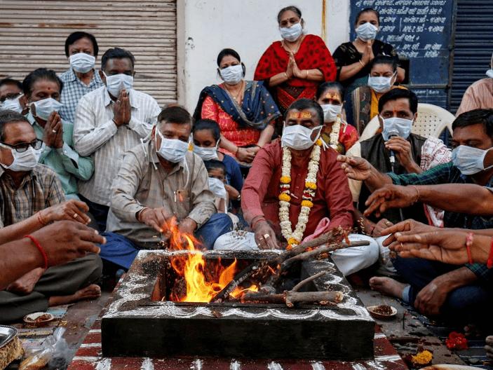 瞒不住了？！疫情最大的黑洞，这个国家可能导致疫情爆发
