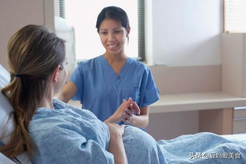 胎儿脱离胎盘会怎么样,胎儿在母体不舒服的表现