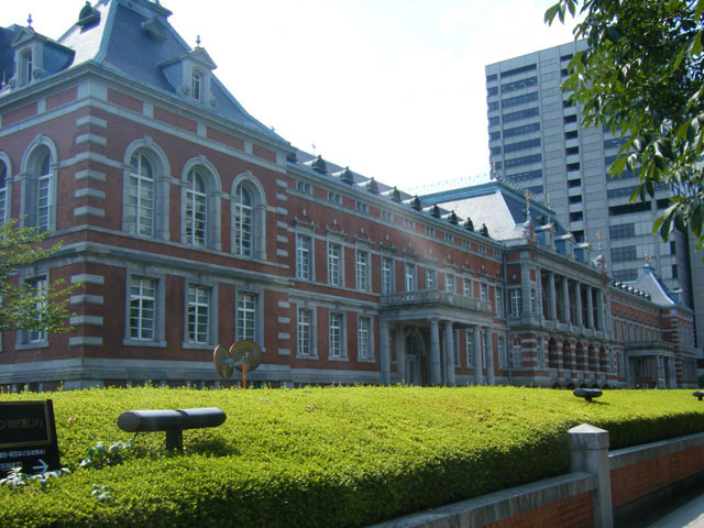 逐渐被时代遗忘的日本“妇人补导院”