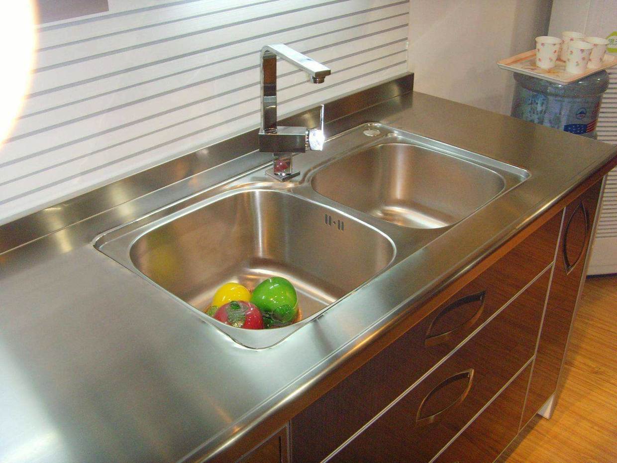 入住后发现厨房台面不够用怎么办,入住后橱柜有没有必要做亮面