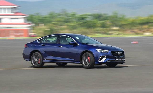 性价比高的低价轿跑,性价比高的轿跑20万左右