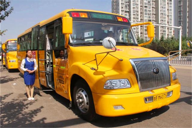 电动车后座不给载人怎么处理,电动车后面有座位为什么不能载人