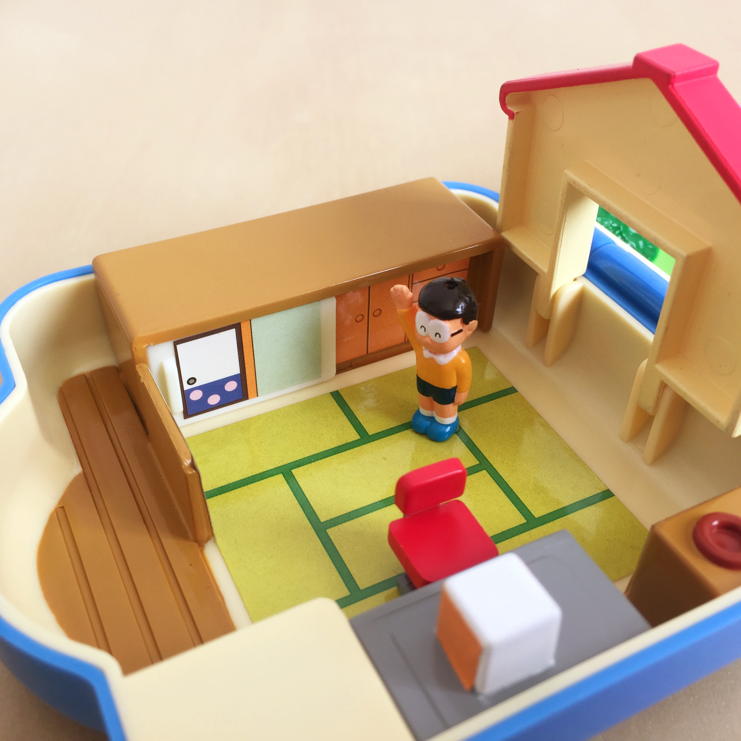 玩具测评丨TOMY哆啦a梦场景提盒大雄家