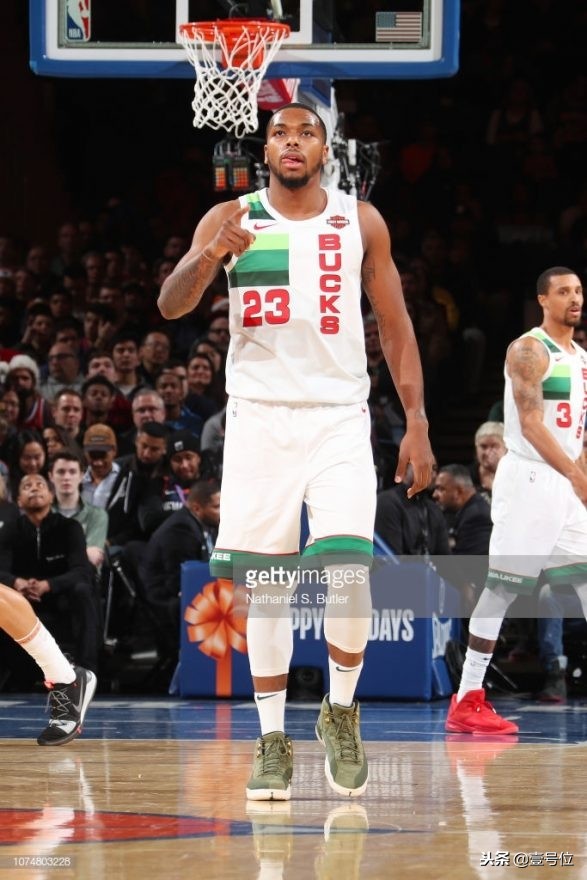 2018圣诞大战明星穿什么鞋,2018圣诞大战明星穿的球鞋