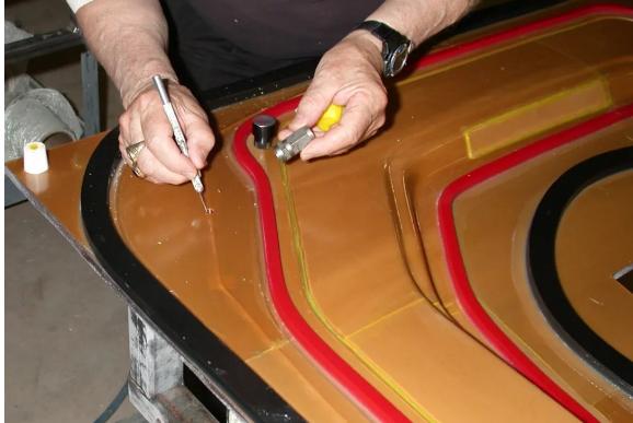 定做一个玻璃钢模具多少钱,好的玻璃钢模具厂家价格