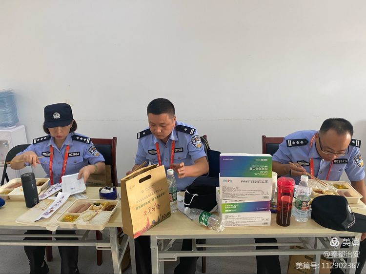 护航十四运交警,护航十四运警察