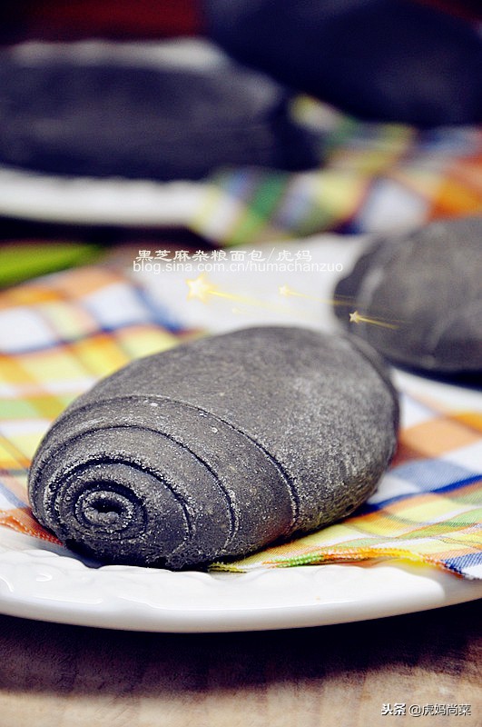 做蛋糕的低筋粉可以做面包吗,烤面包蛋糕用高筋粉还是低筋粉