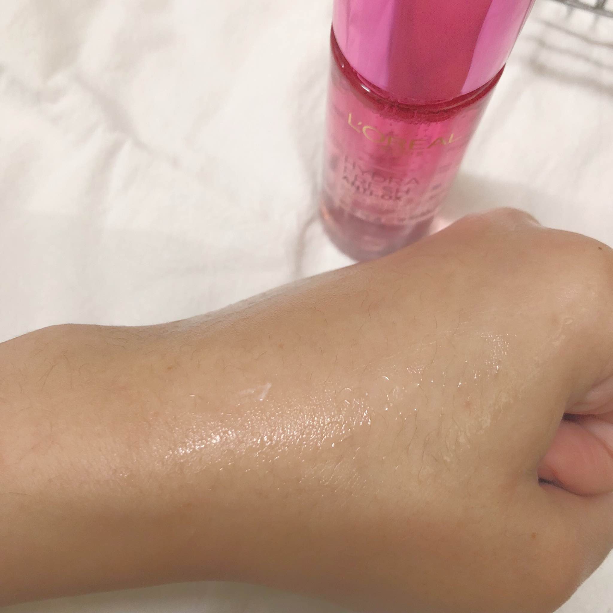 欧莱雅葡萄籽精华液功效与作用,欧莱雅葡萄籽精华液混合肌肤