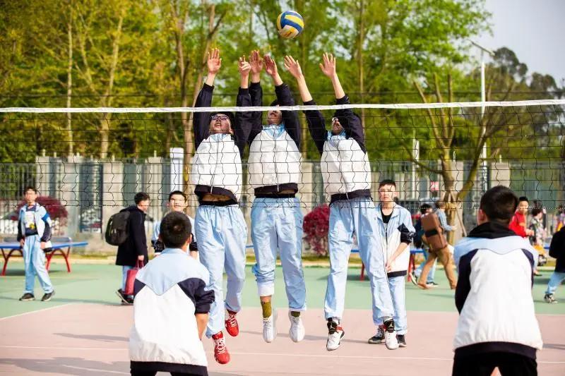 在名校读研的真实体验,在名校读书是什么体验