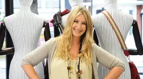 英国都铎堂学校,英国newhall学校