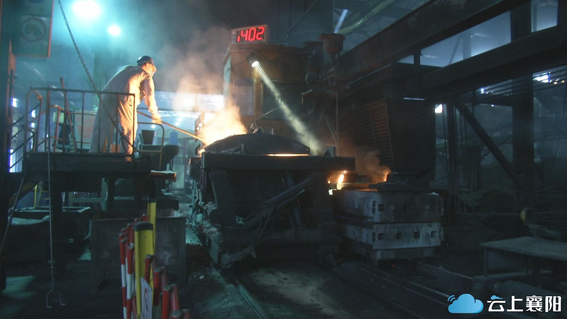 襄阳二汽基地哪年建成,湖北襄樊二汽基地