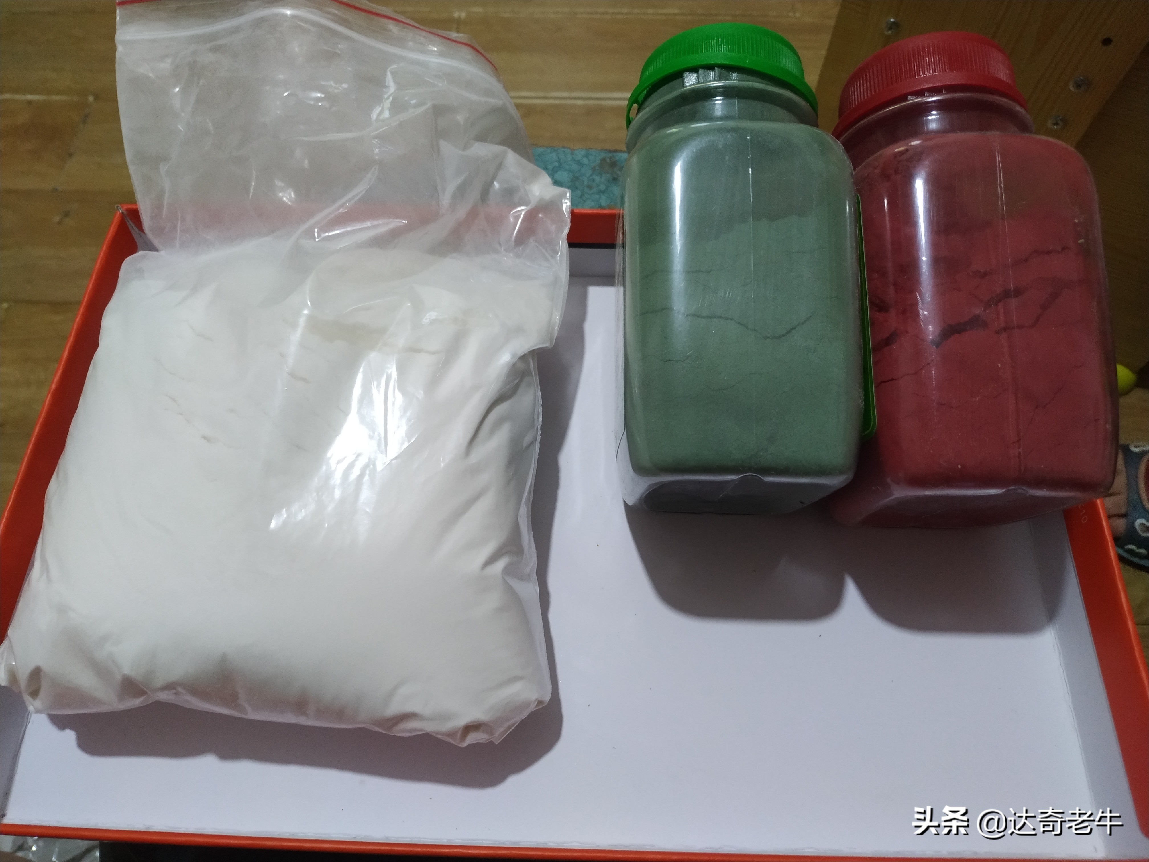 简单的红虫上饵,红虫伴侣怎样开饵