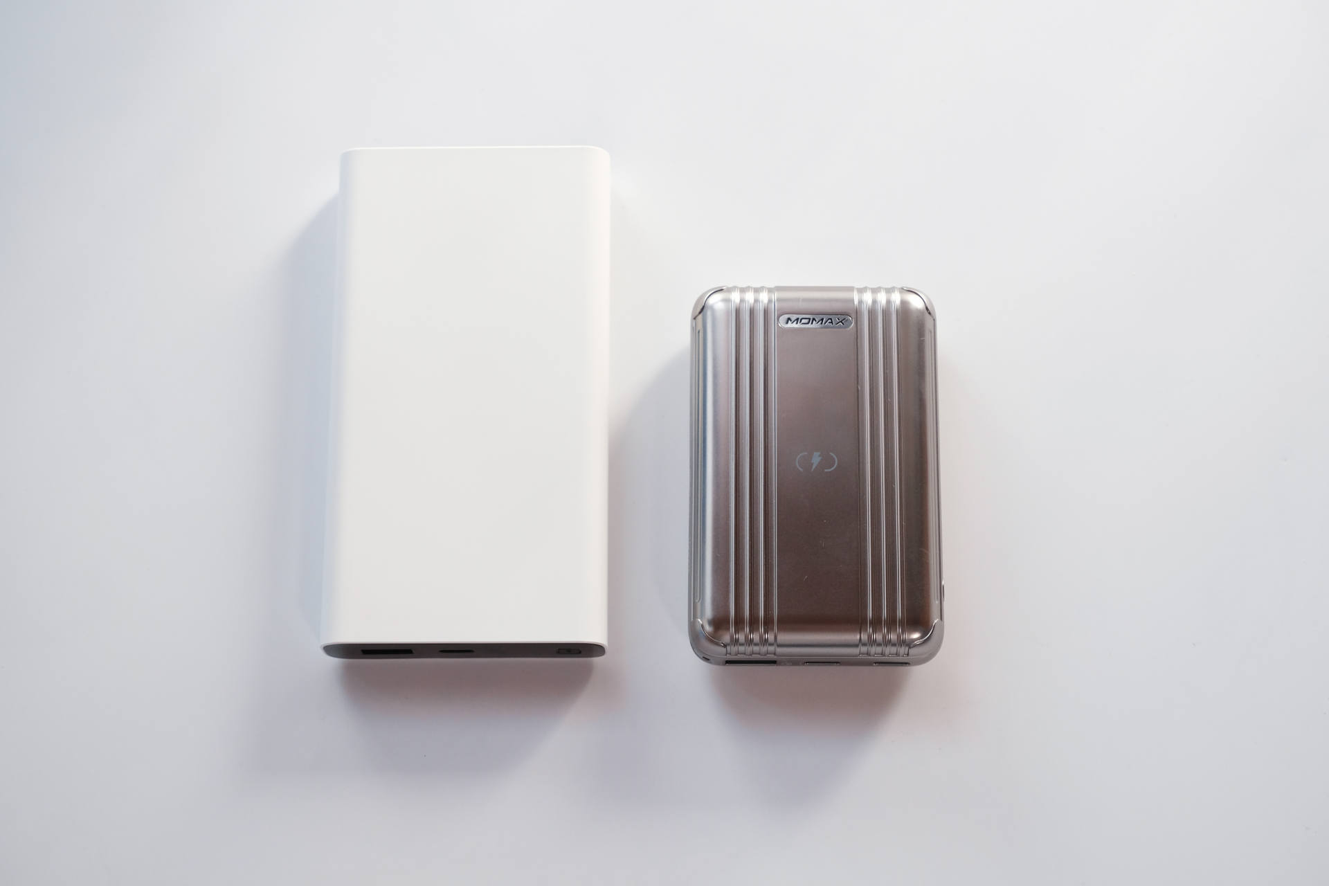 无线充电器三合一充电宝,摩米士无线充电宝测评