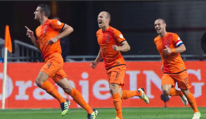 荷兰三剑客何时成名,荷兰三剑客都是什么时候退役的