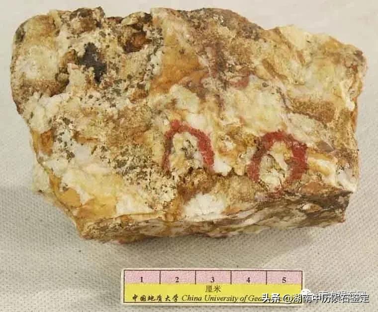 月球陨石与地球矿石的区别,月球陨石和矿石有什么区别