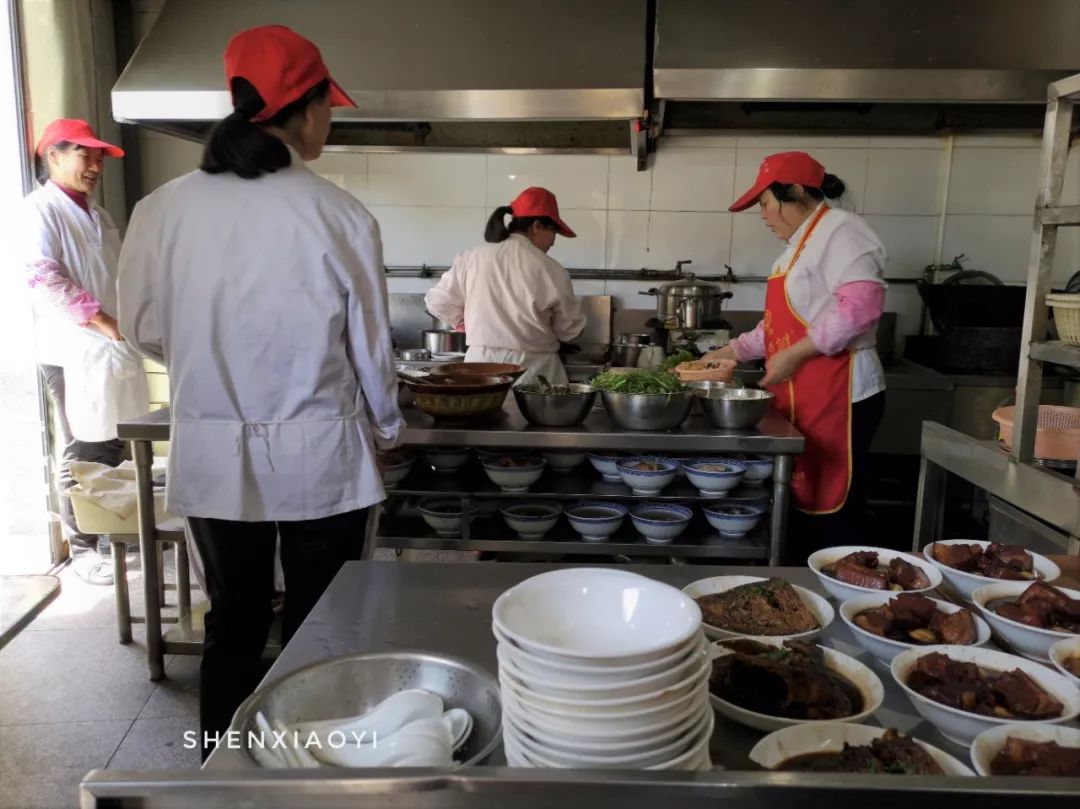 一上午走了2万步,一上午走一万步