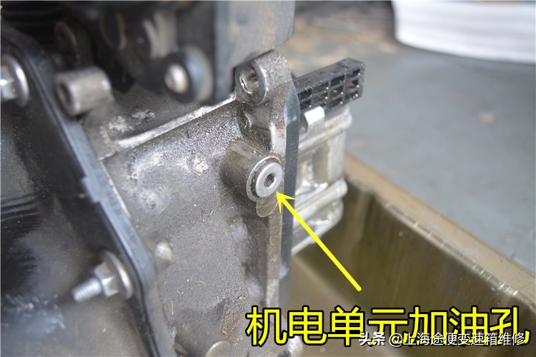 高尔夫dq200干式双离合报6挡故障,高尔夫dq250变速箱