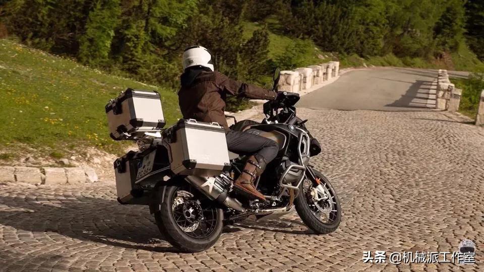 bmwr1250gs,r1250gs水鸟拉力版有手把加热吗