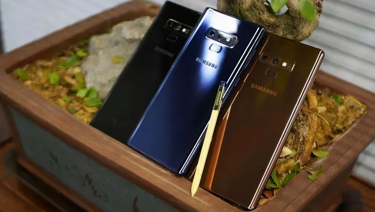 现在三星手机电池还有问题么,三星手机系统更新出错了