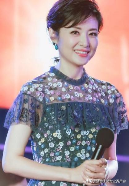 播音主持基本功及入门技巧,播音主持要学什么技巧