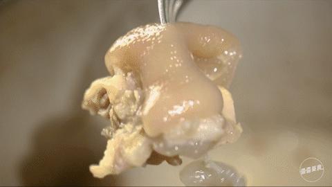 怎么能让猪蹄快速软烂脱骨,软烂入味脱骨入口即化猪蹄