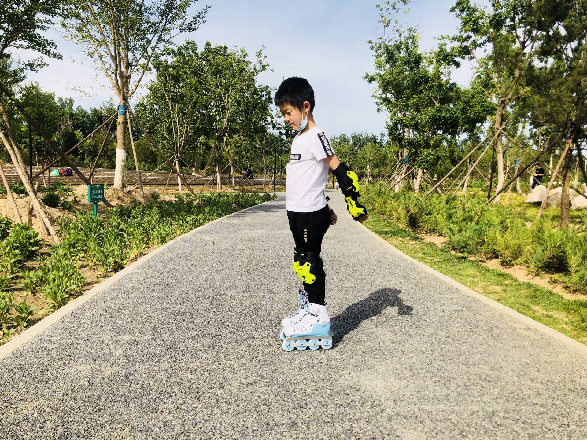 轮滑鞋5-12岁初学者酷骑,cooghi酷骑儿童轮滑鞋测评