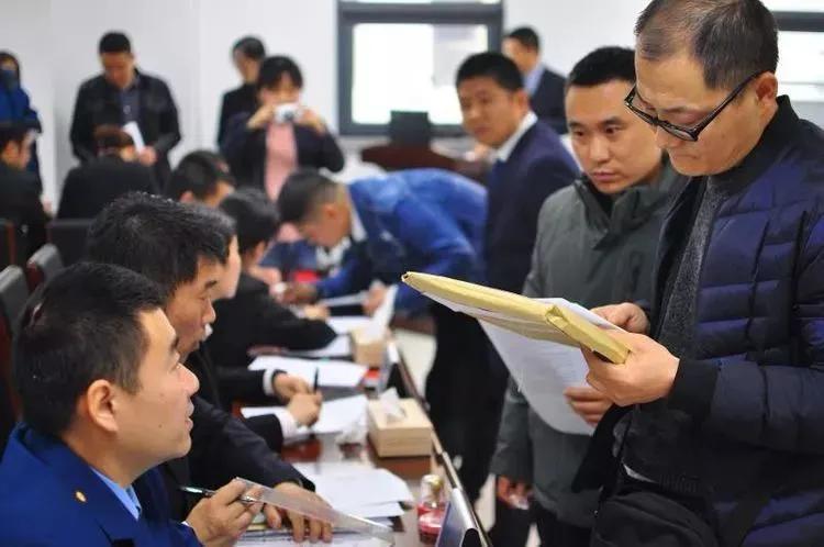 退役士兵工勤岗一个月工资多少,退伍安排的工勤岗一般什么样