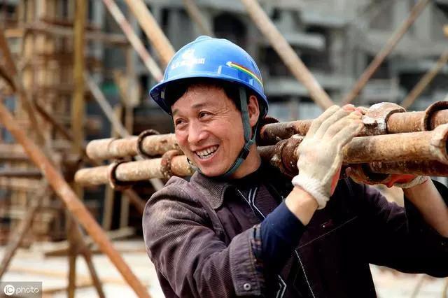 直到1978年全国仍有多少农民贫困,1978年有多少农民处于贫困的状况