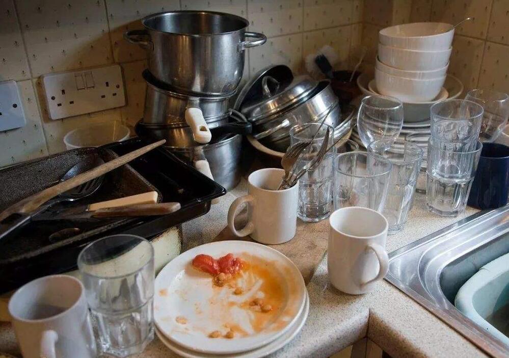 蒸过馒头的水万万不可倒掉，这诀窍十个人中九人需要，方便还省钱