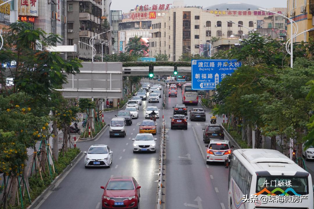 斗门大信停车场电梯,斗门大信天桥