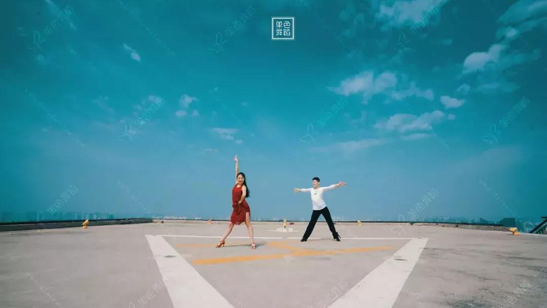 怎么才能学会很丝滑的舞蹈,不同风格的舞蹈看似简单要掌握